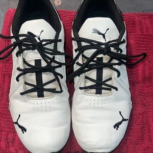 Puma Men's White and Black Athletic Sneakers